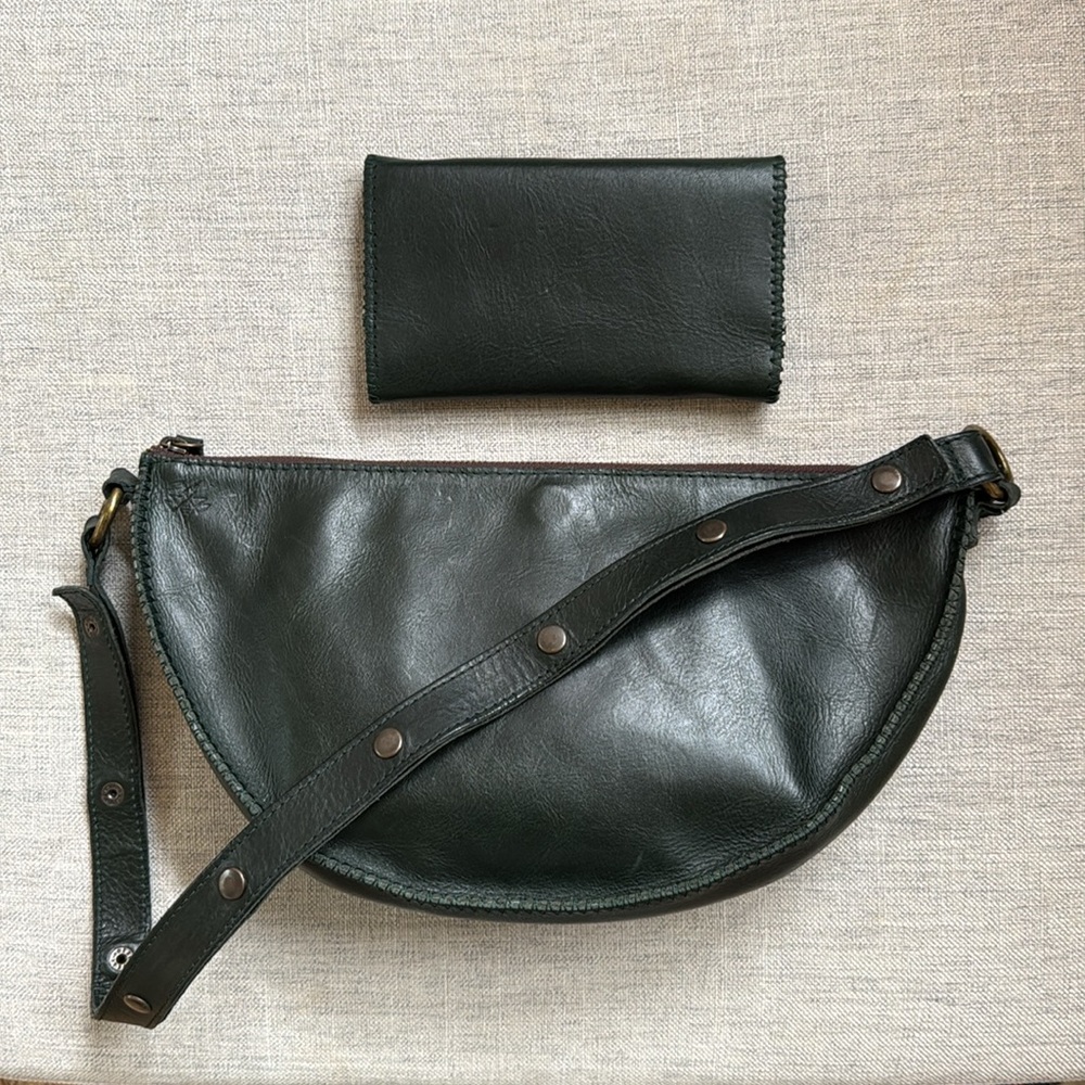 NEW Forest Green Queen Bee and Travel Wallet - Picture 2 of 13